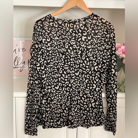 Perfect Cabi Top - Picture 3 of 8